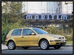 Volkswagen Golf 4, Złoty